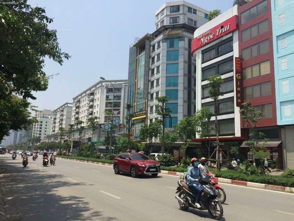 Bán nhà mặt phố Trần Thái Tông, Cầu Giấy 81m2, mặt tiền 7.5m lô góc 3 mặt thoáng